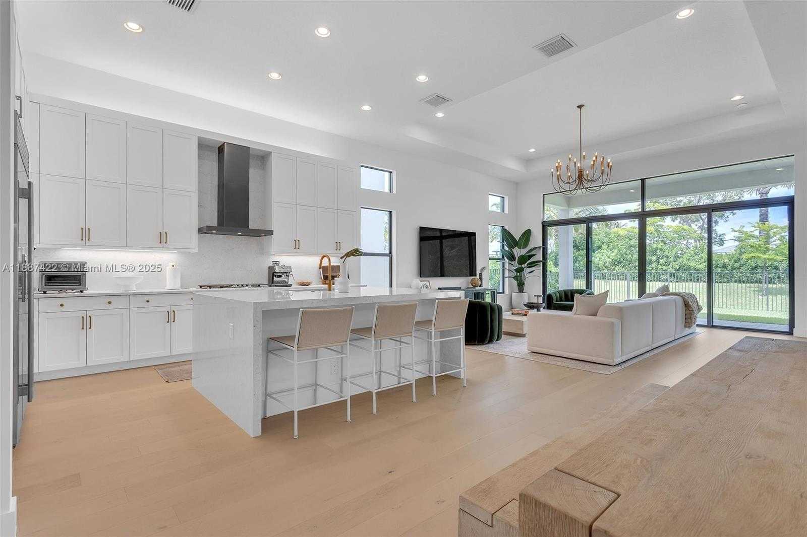 Small Image of 8367 ROYAL COUNTY DOWN RD, Boca Raton Number 14
