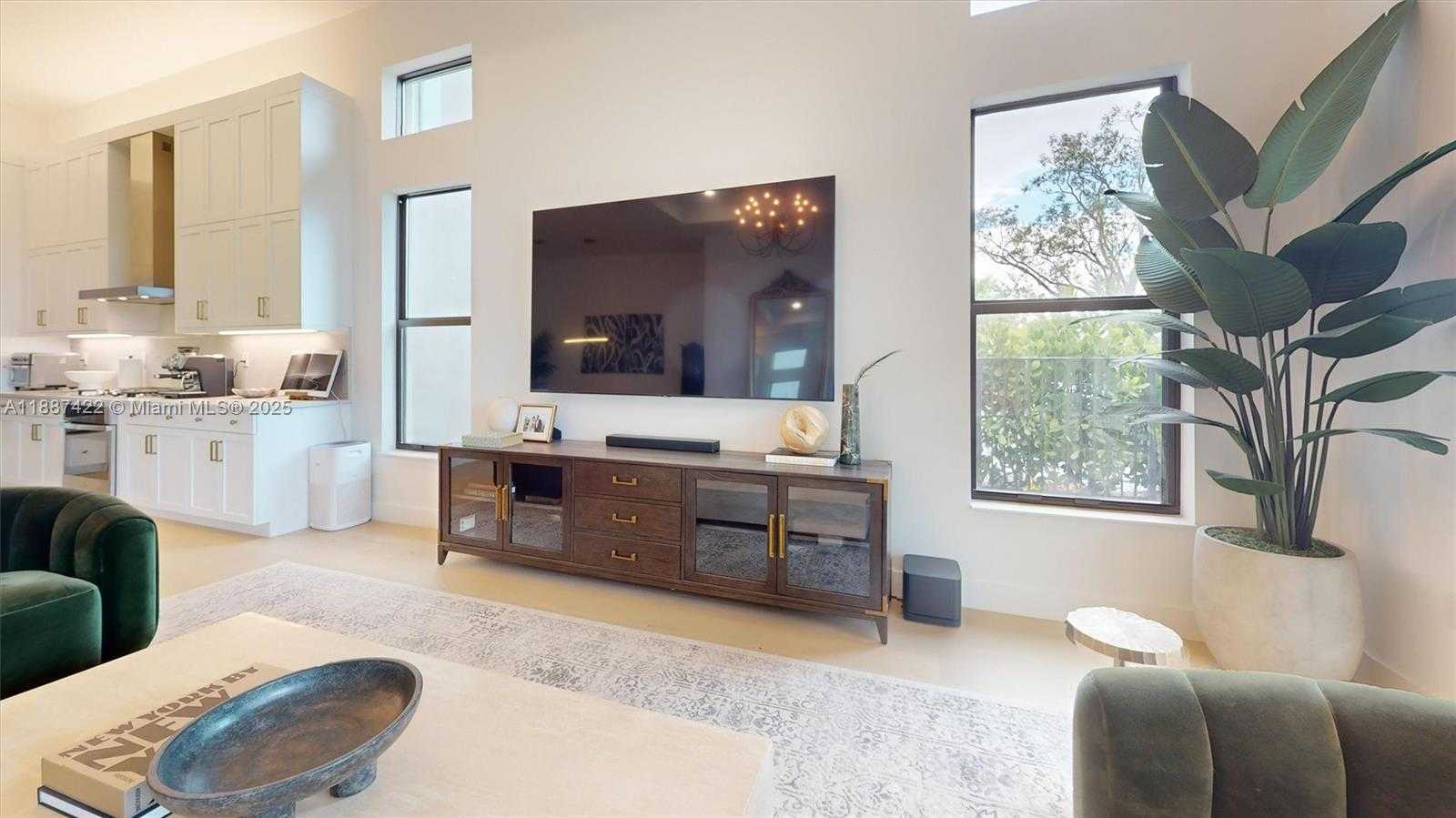 Small Image of 8367 ROYAL COUNTY DOWN RD, Boca Raton Number 18