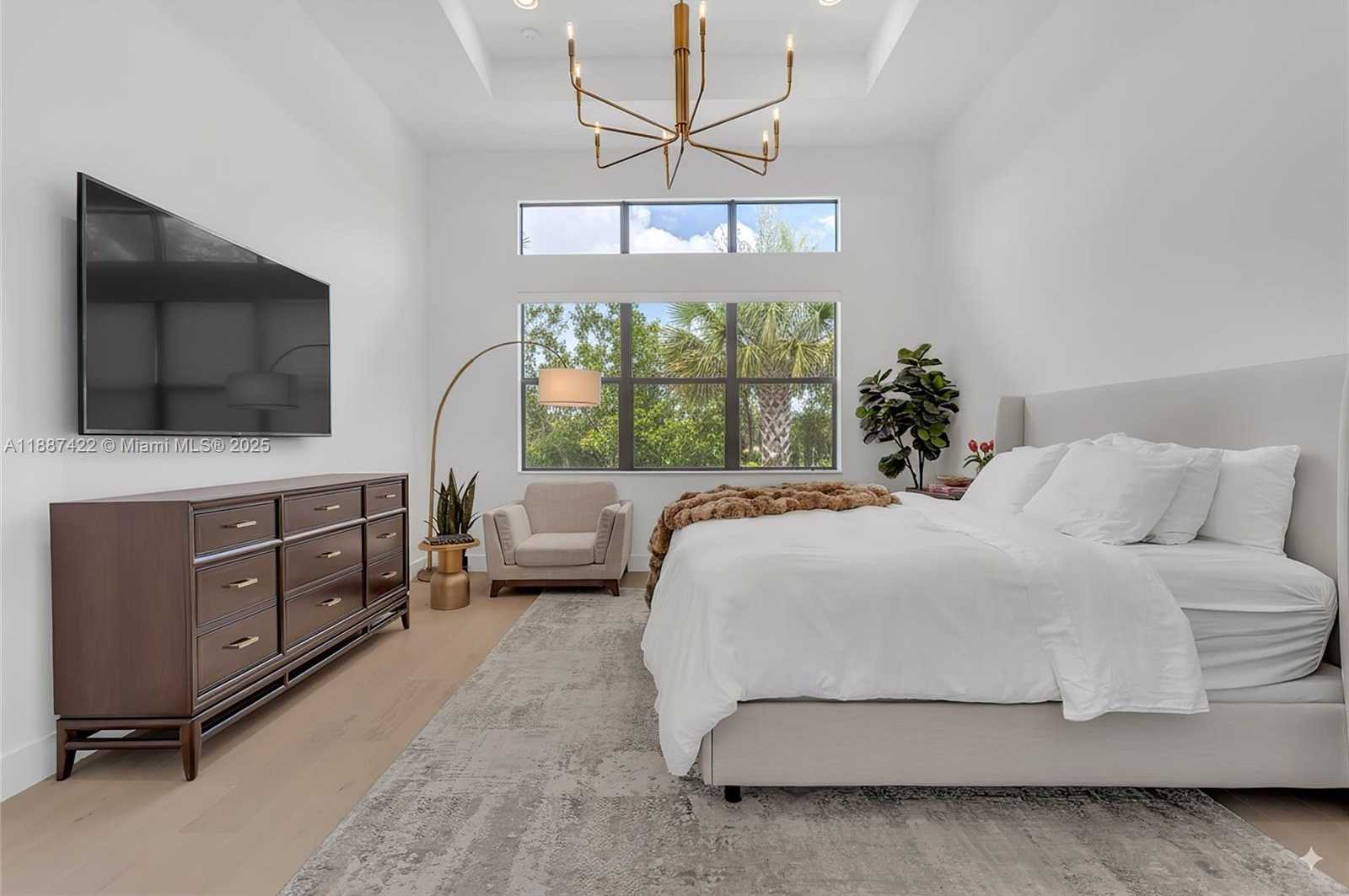 Small Image of 8367 ROYAL COUNTY DOWN RD, Boca Raton Number 5