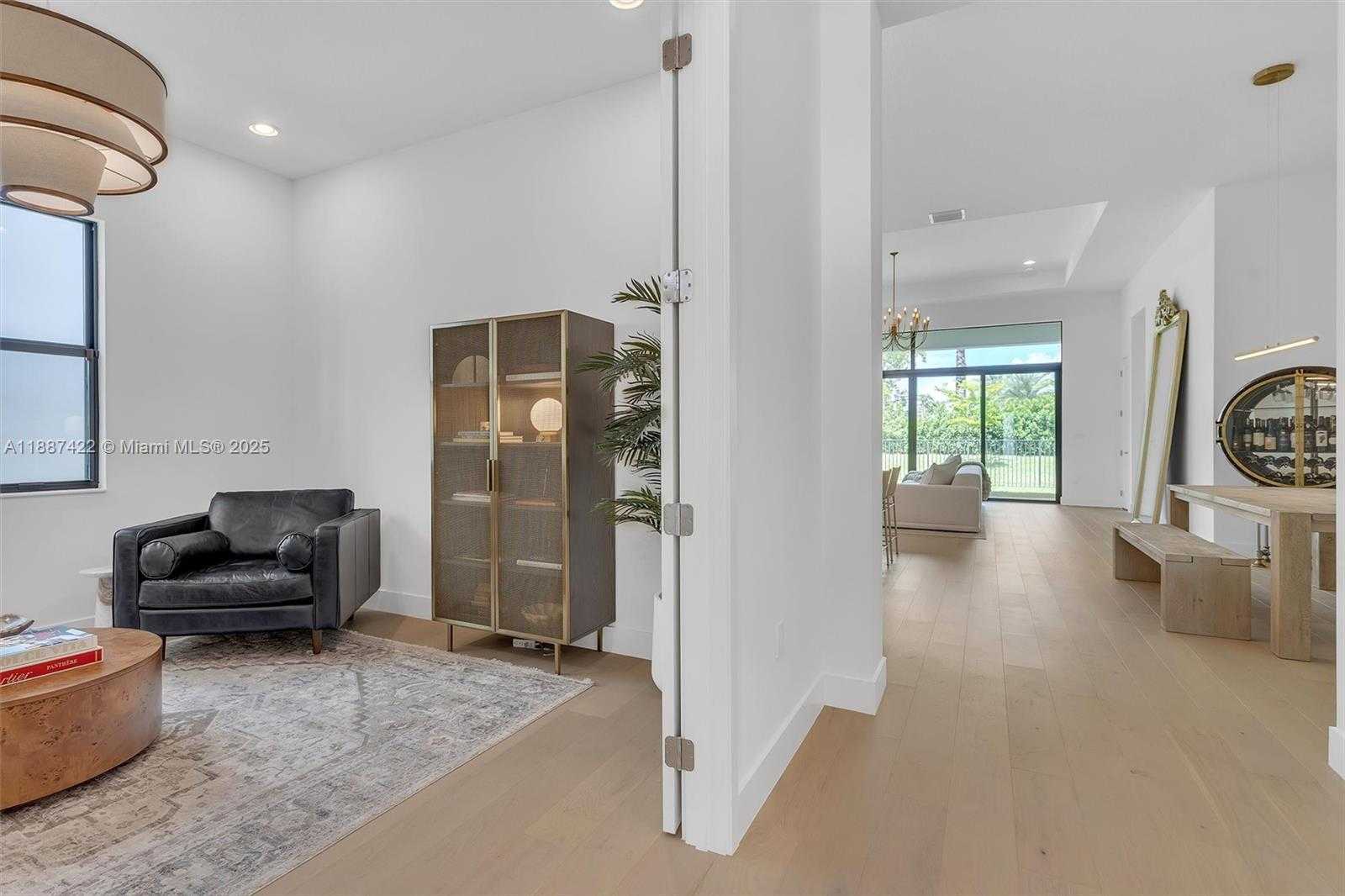 Small Image of 8367 ROYAL COUNTY DOWN RD, Boca Raton Number 9