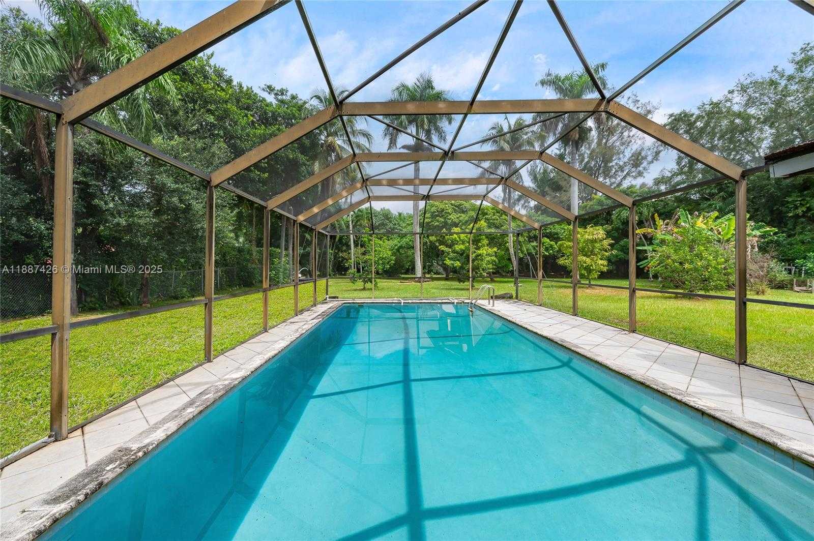 Small Image of 7485 SOUTH WEST 122ND ST, Pinecrest Number 10
