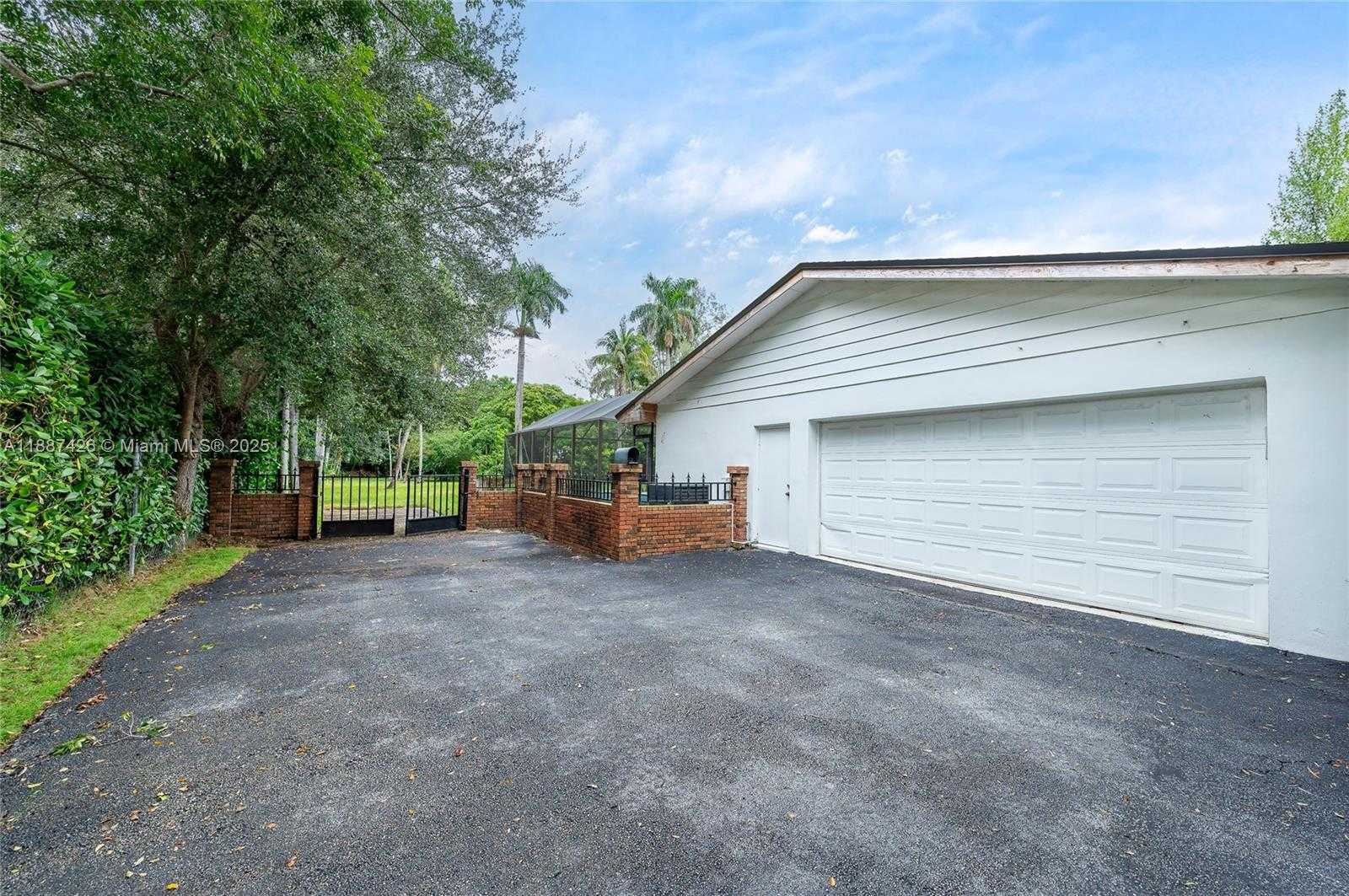 Small Image of 7485 SOUTH WEST 122ND ST, Pinecrest Number 6