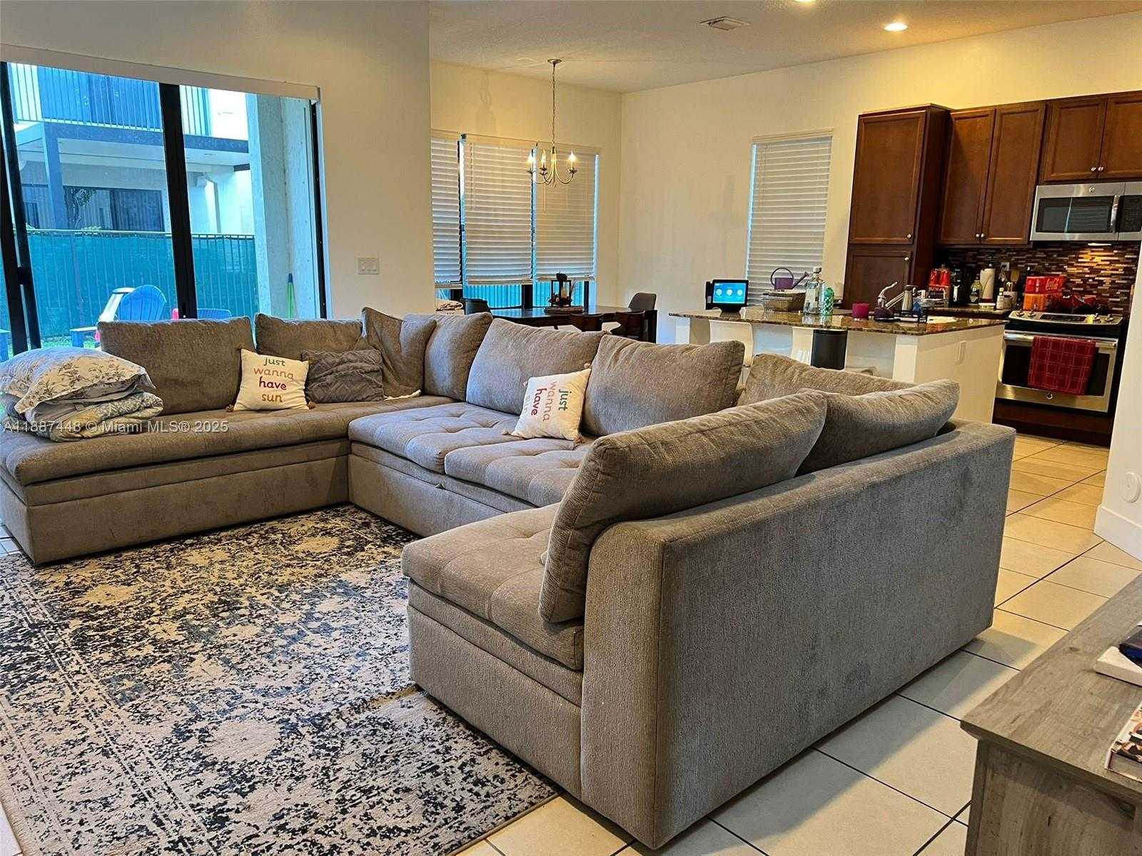 Small Image of 3214 WEST 97TH ST, Hialeah Number 13