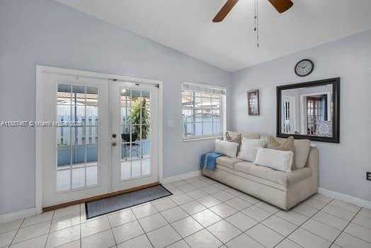 Small Image of 3251 WEST 70TH ST, Hialeah Number 16