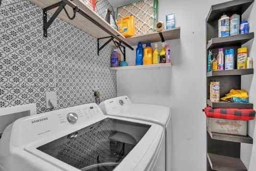 Small Image of 3251 WEST 70TH ST, Hialeah Number 17