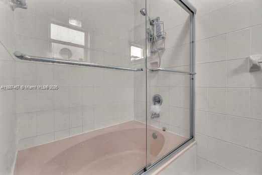 Small Image of 3251 WEST 70TH ST, Hialeah Number 21