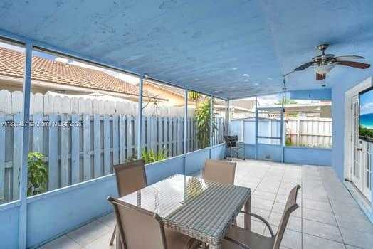Small Image of 3251 WEST 70TH ST, Hialeah Number 26