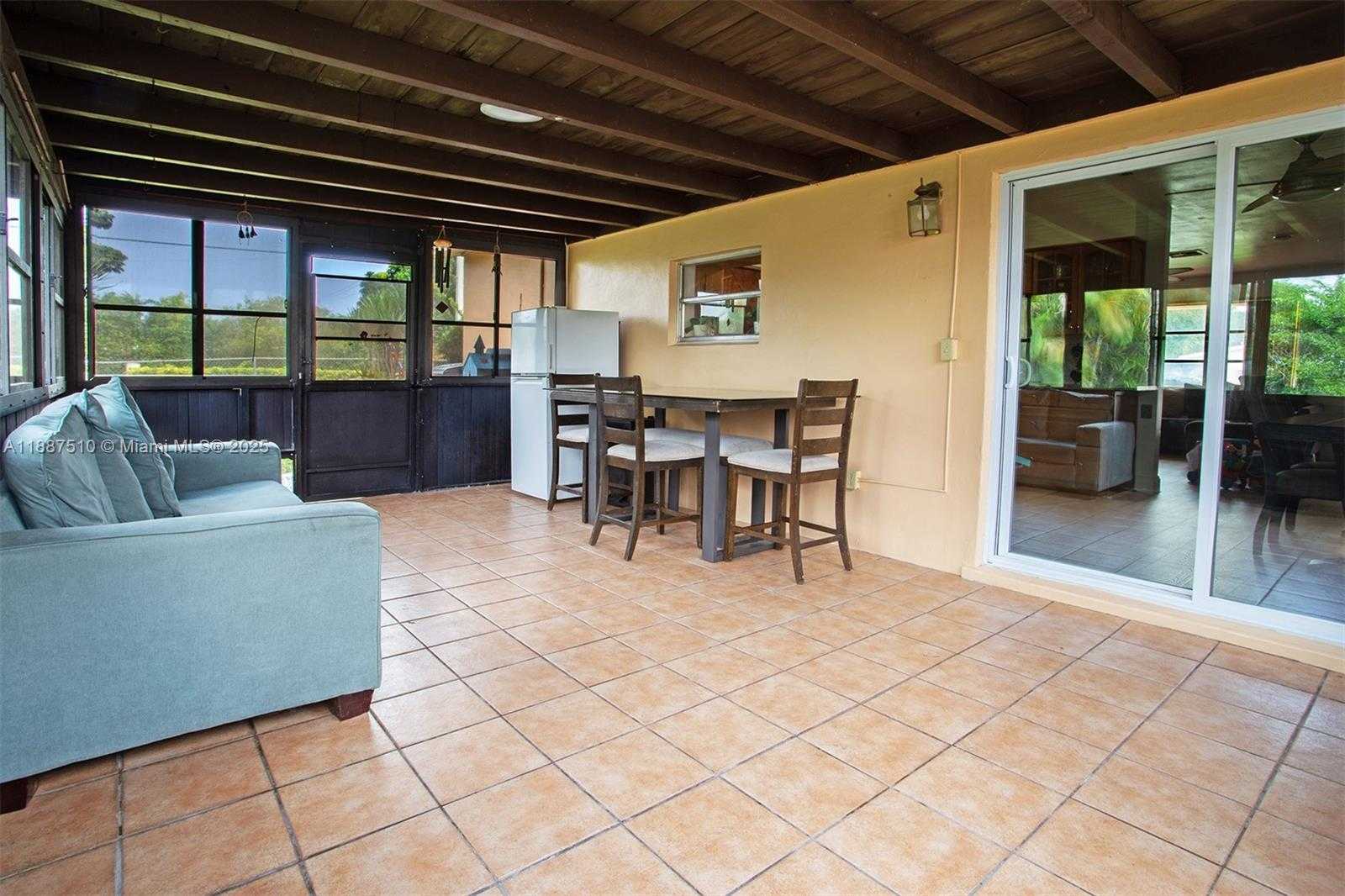 Small Image of 5201 SOUTH WEST 95TH AVE, Cooper City Number 27