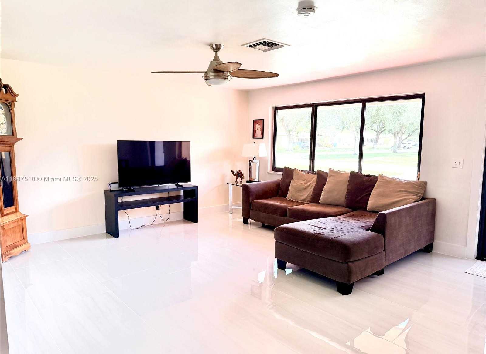 Small Image of 5201 SOUTH WEST 95TH AVE, Cooper City Number 5