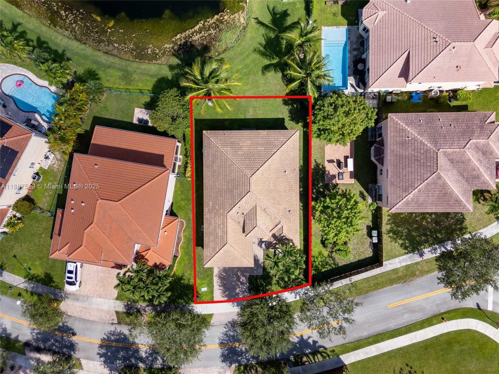 Small Image of 2111 SOUTH EAST 14TH CIR, Homestead Number 27