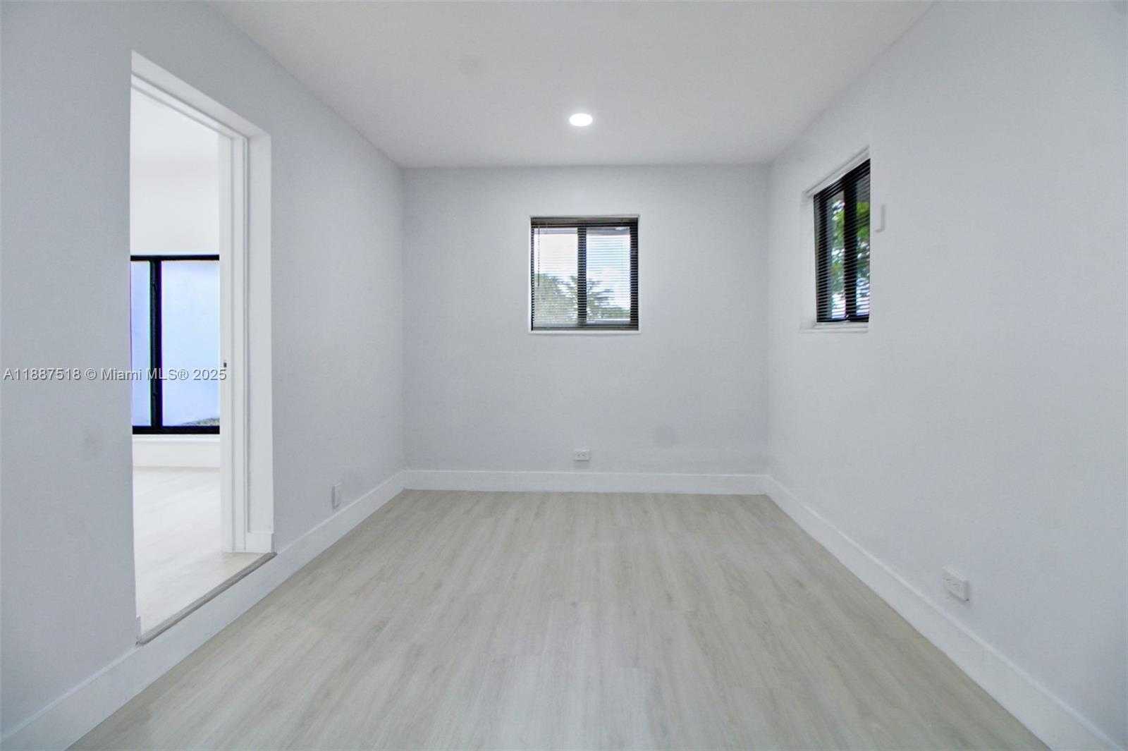 Small Image of 1640 NORTH WEST 27TH AVE, Fort Lauderdale Number 22