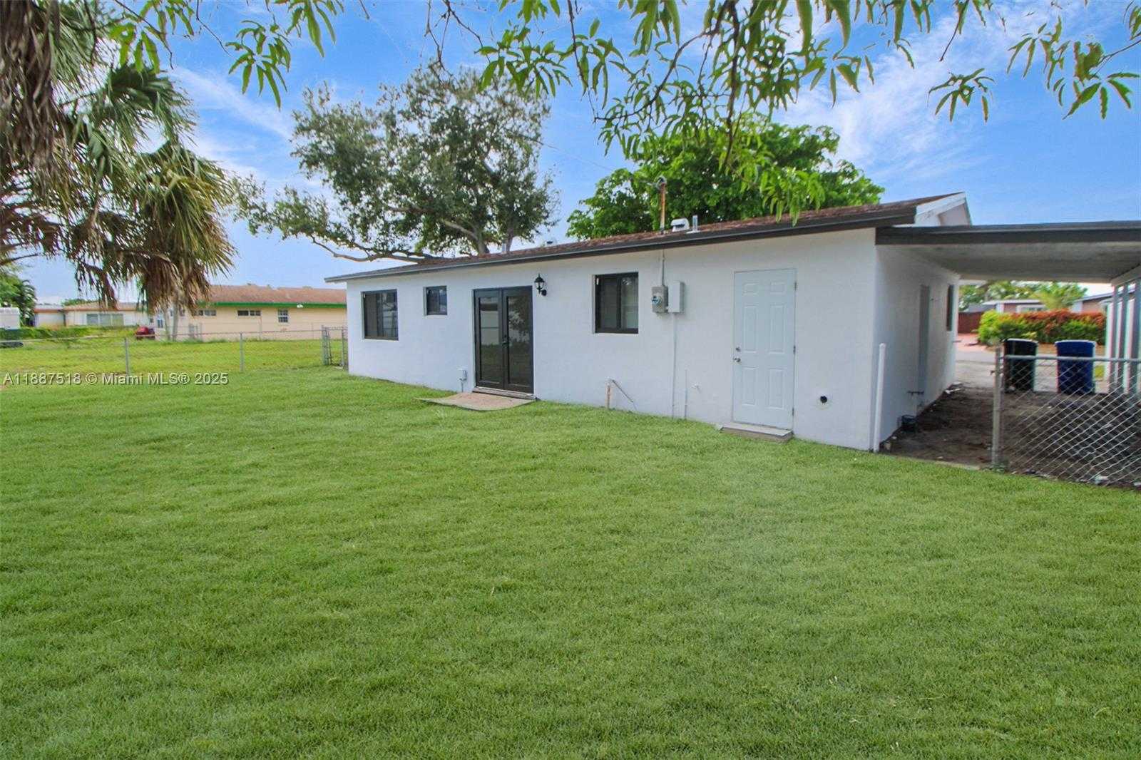 Small Image of 1640 NORTH WEST 27TH AVE, Fort Lauderdale Number 31
