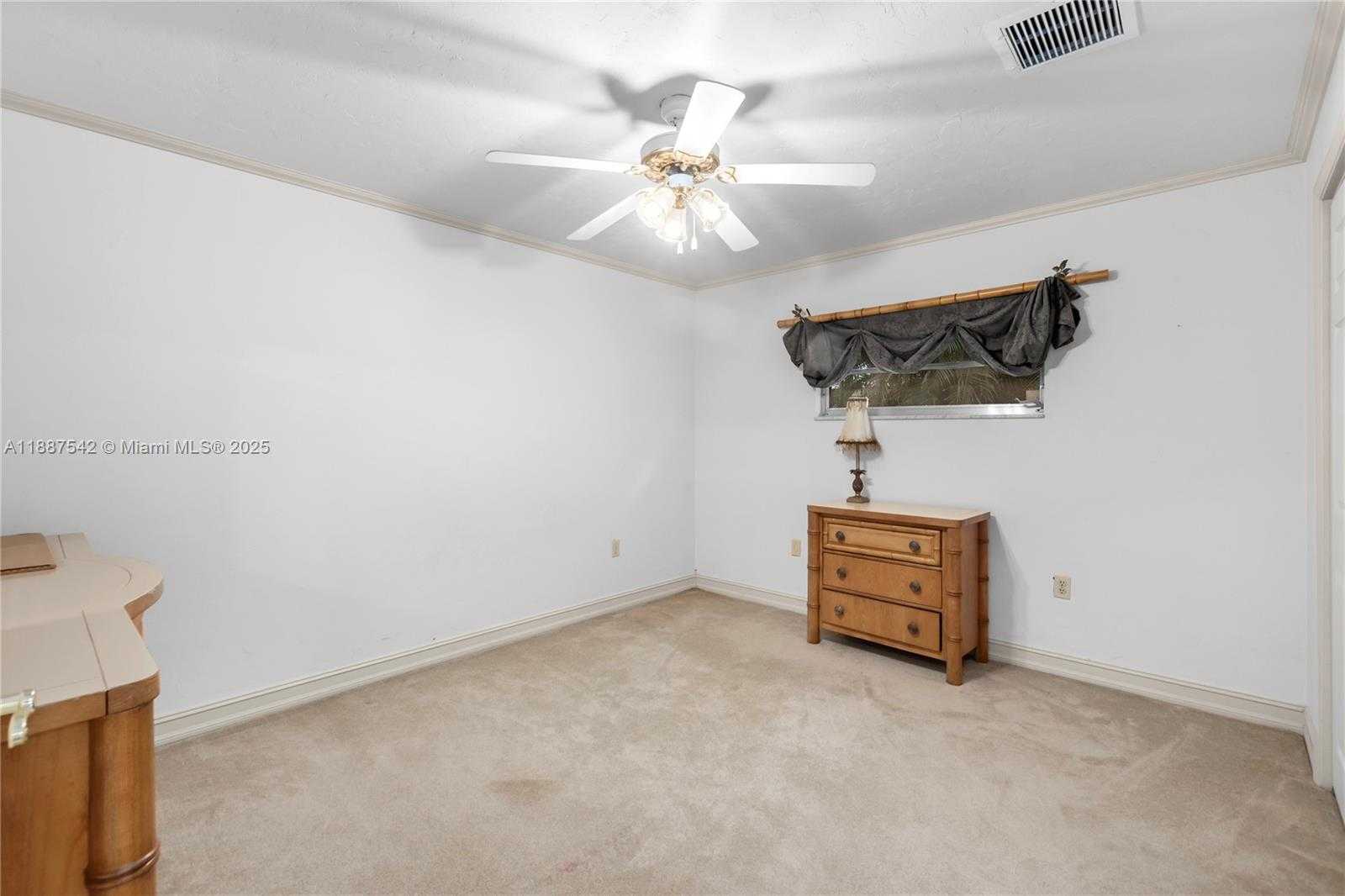 Small Image of 13512 CARIBBEAN BLVD, Fort Myers Number 12