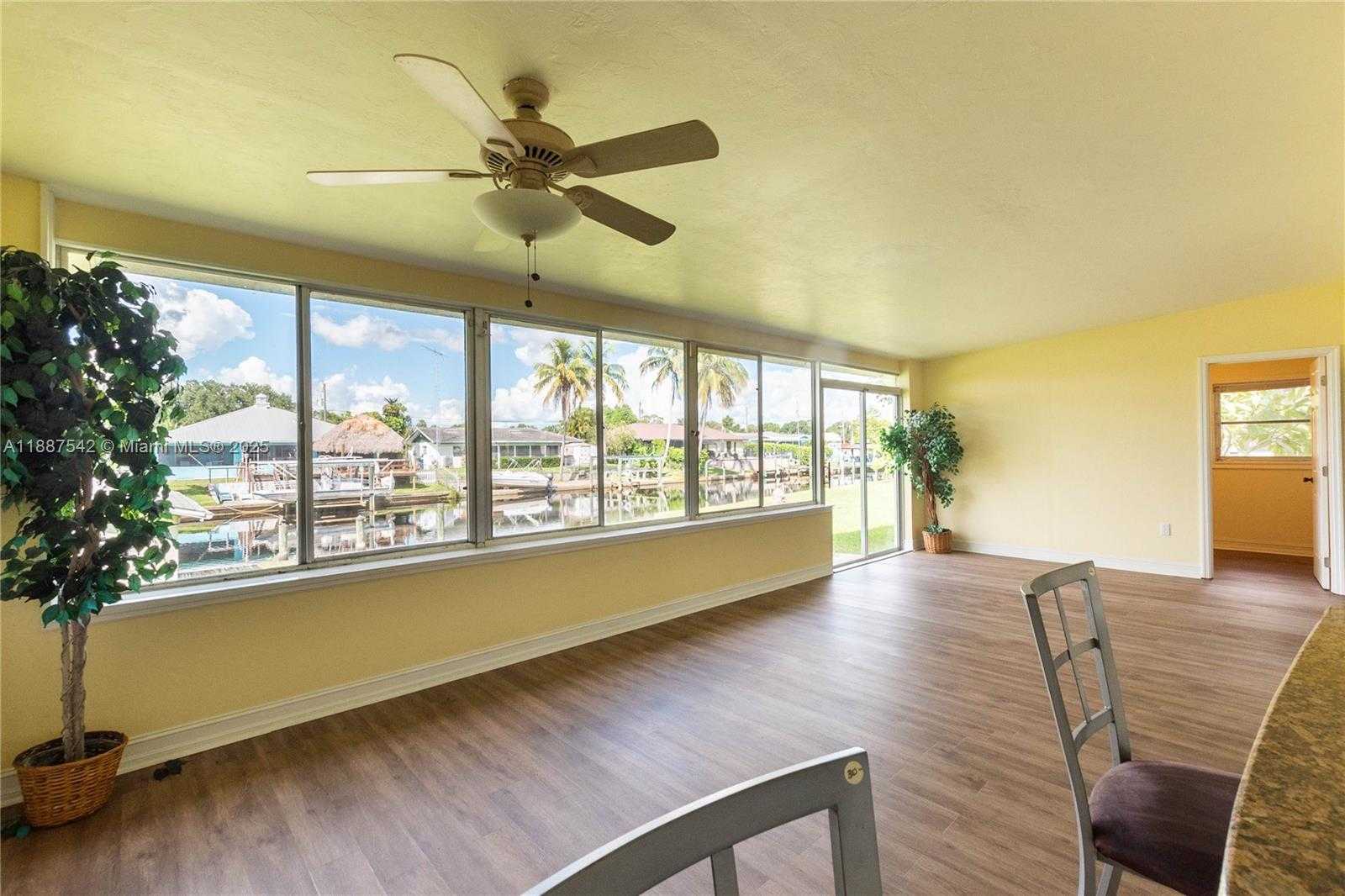 Small Image of 13512 CARIBBEAN BLVD, Fort Myers Number 17