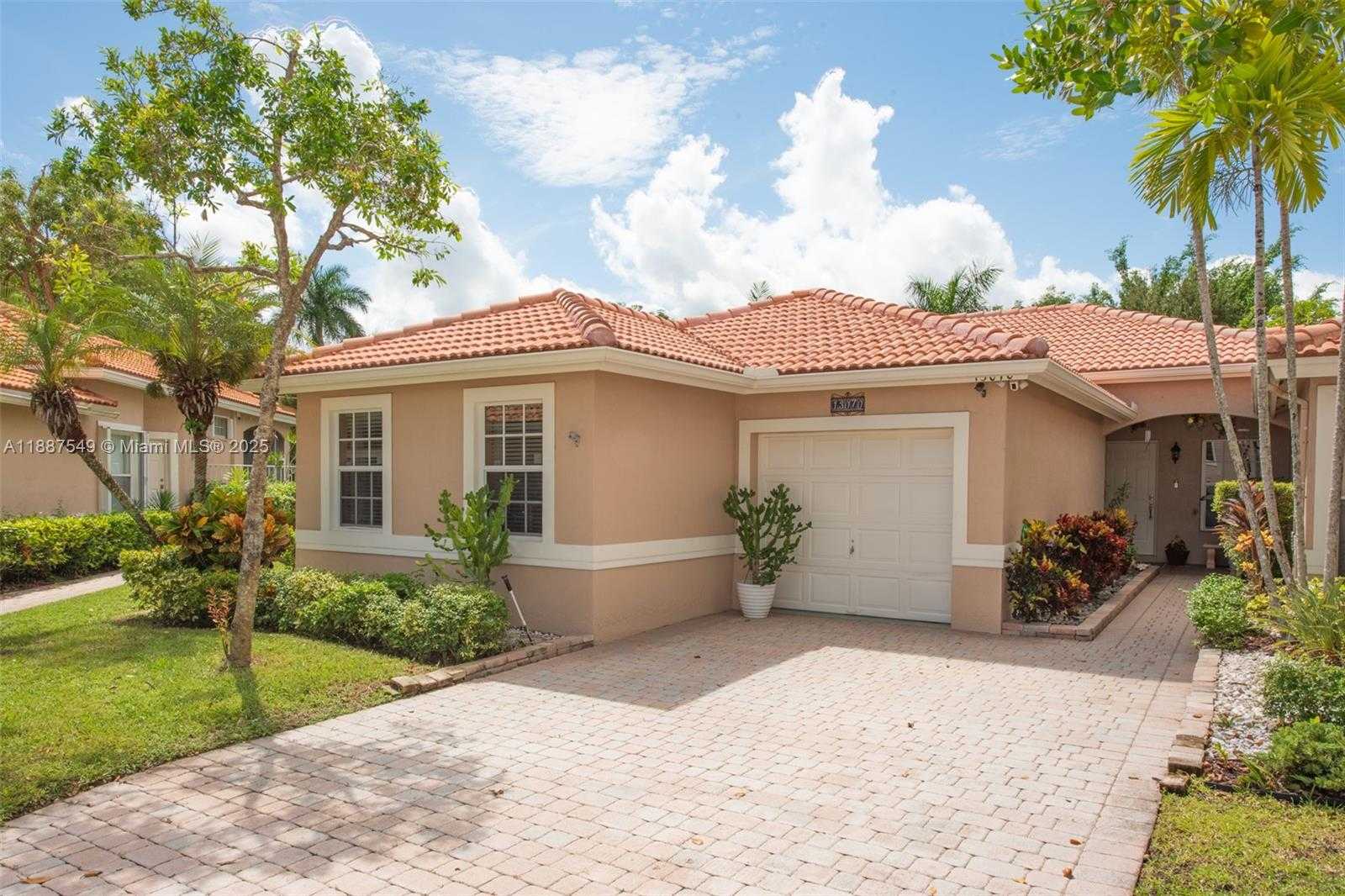 Small Image of 13070 NORTH WEST 5TH ST, Pembroke Pines Number 2
