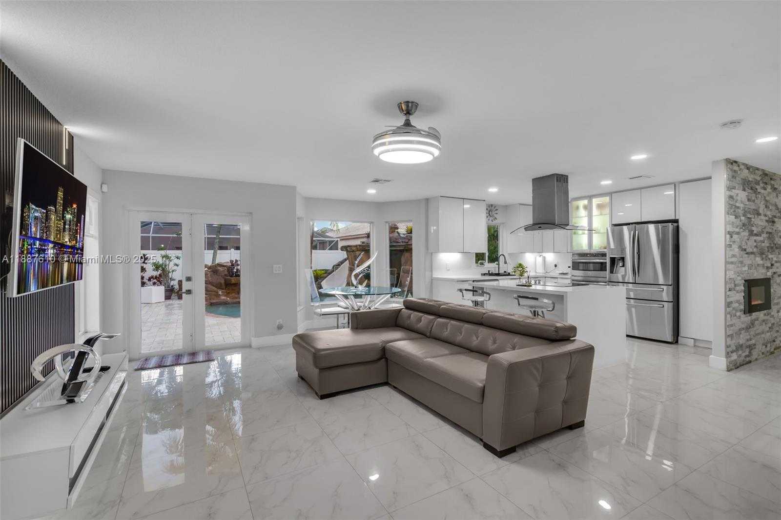 Small Image of 612 SOUTH WEST 179TH AVE, Pembroke Pines Number 11