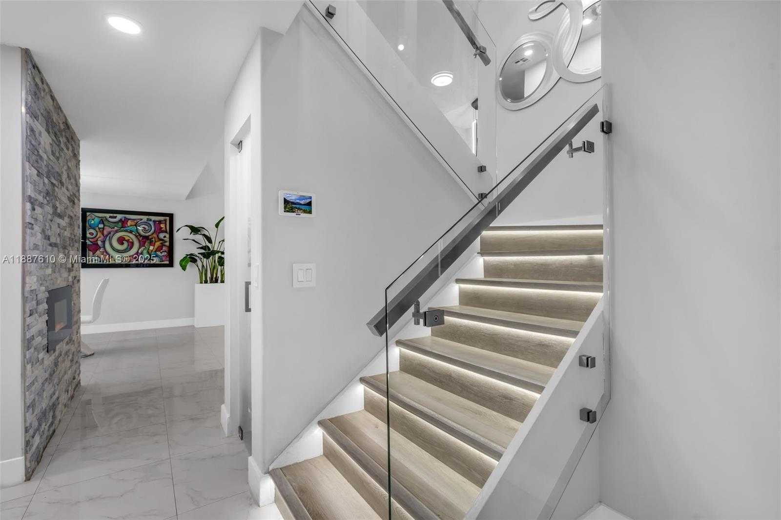 Small Image of 612 SOUTH WEST 179TH AVE, Pembroke Pines Number 14