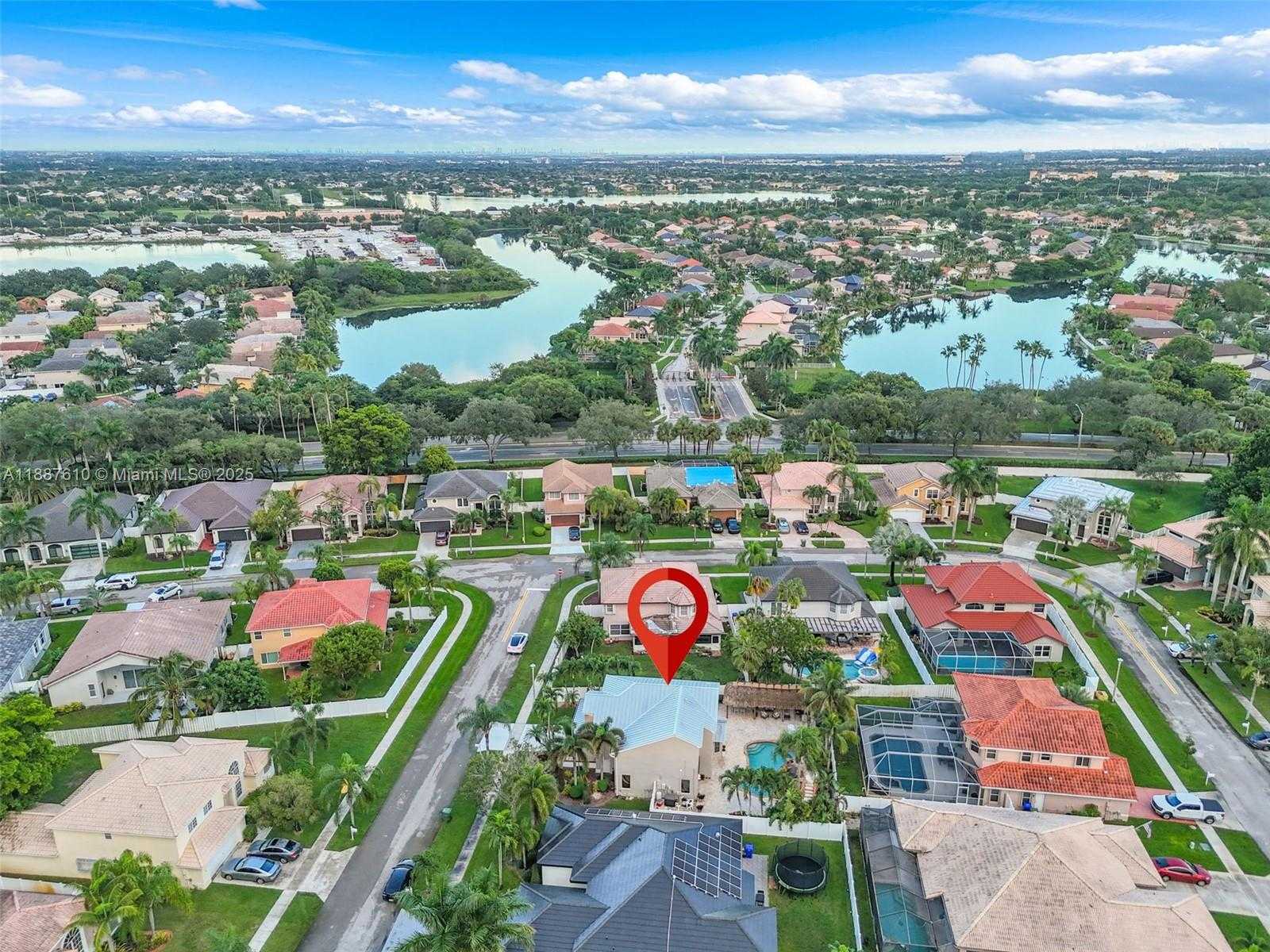 Small Image of 612 SOUTH WEST 179TH AVE, Pembroke Pines Number 55