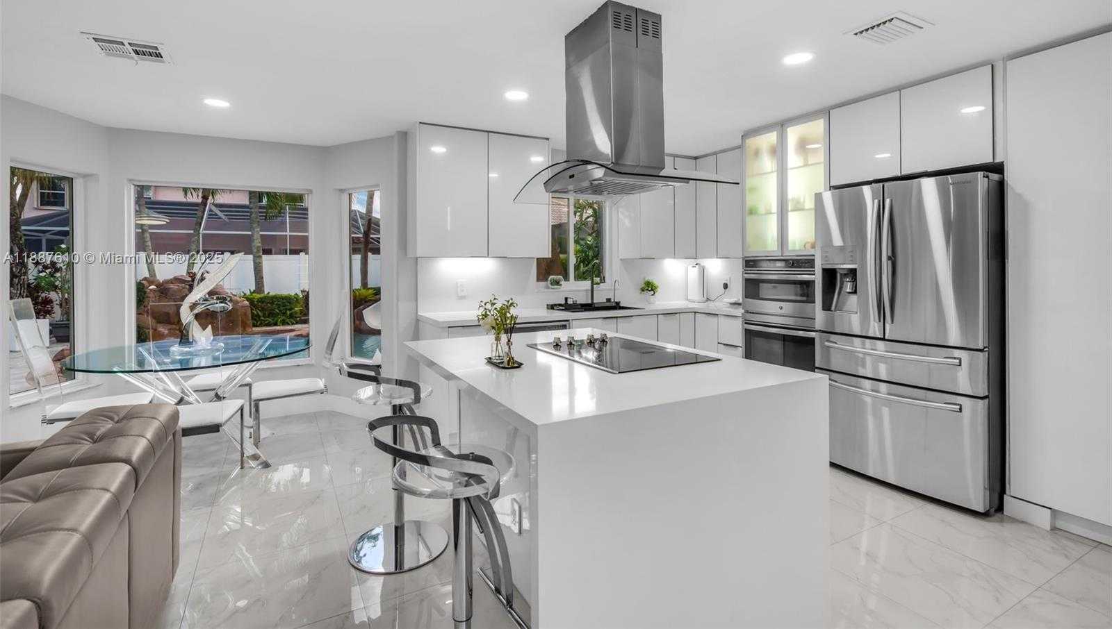 Small Image of 612 SOUTH WEST 179TH AVE, Pembroke Pines Number 9