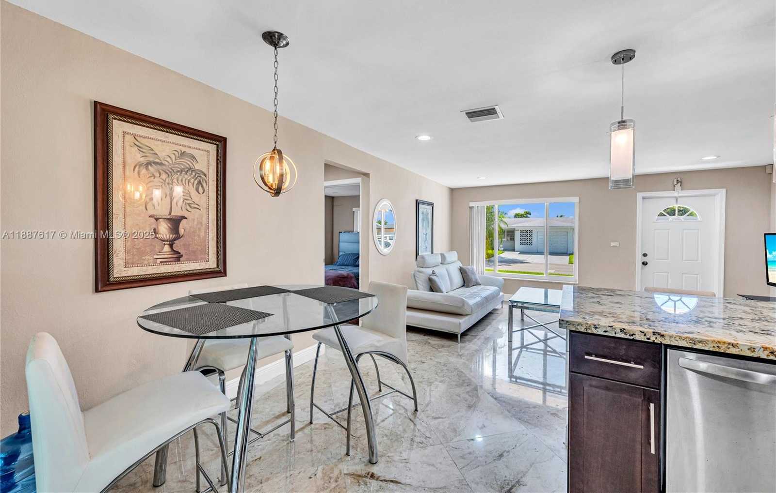 Small Image of 5606 NORTH WEST 49TH AVE, Tamarac Number 13