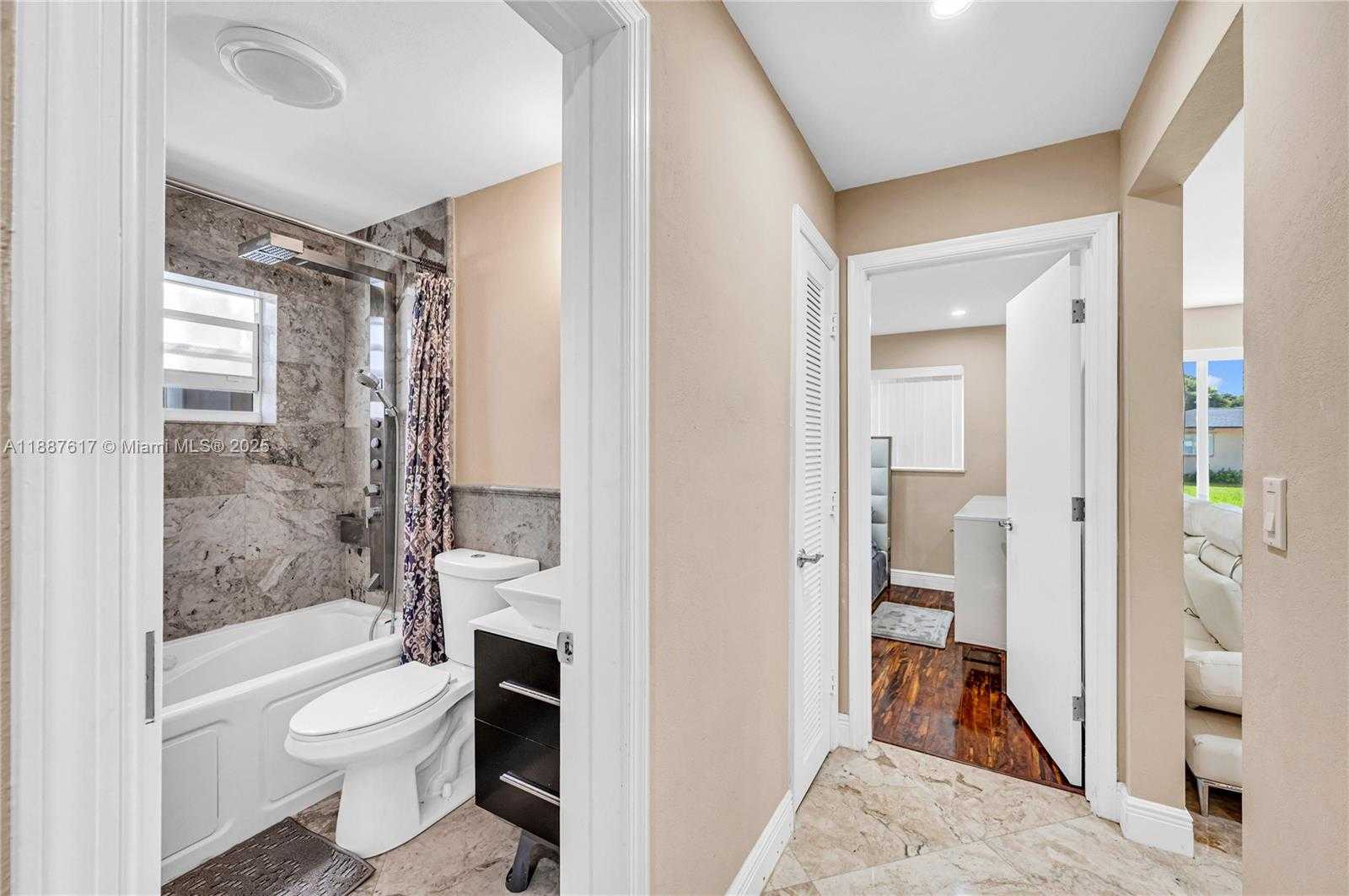 Small Image of 5606 NORTH WEST 49TH AVE, Tamarac Number 20