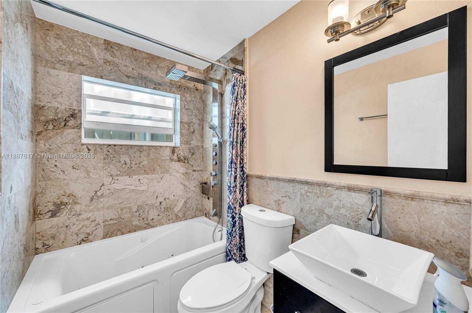 Small Image of 5606 NORTH WEST 49TH AVE, Tamarac Number 21