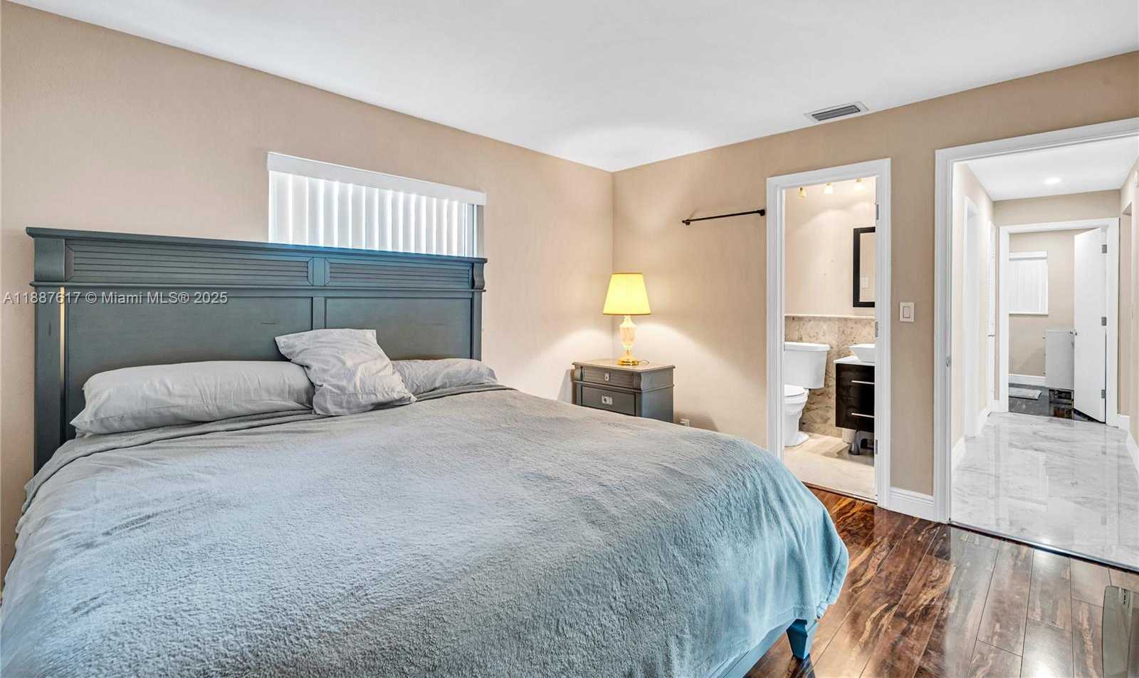 Small Image of 5606 NORTH WEST 49TH AVE, Tamarac Number 23