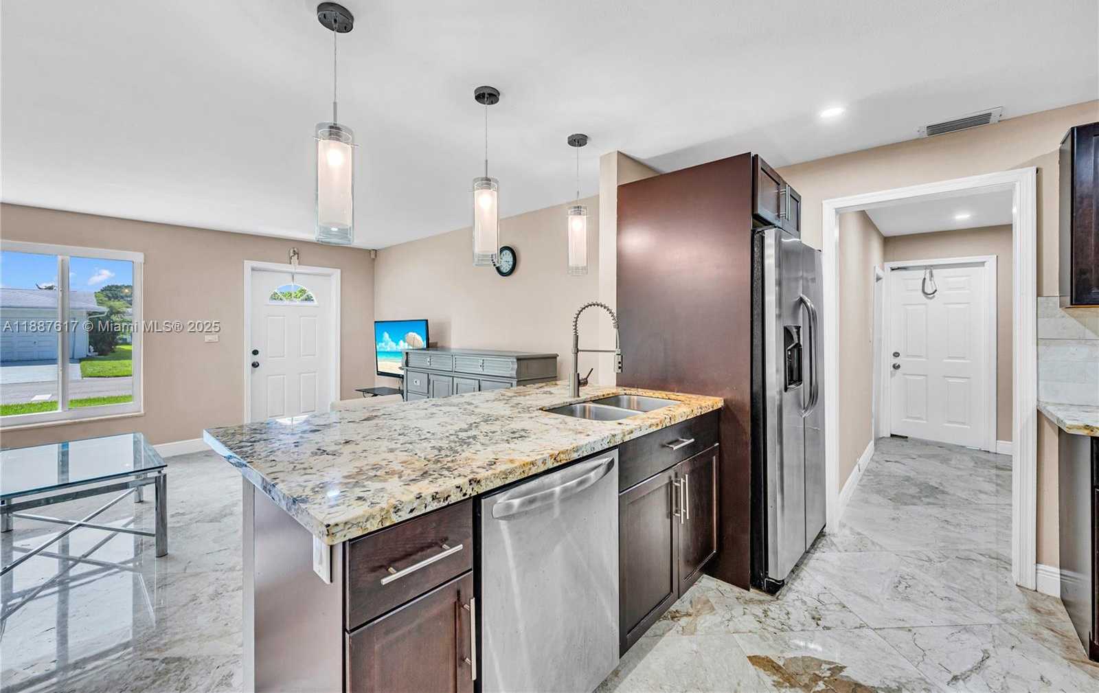 Small Image of 5606 NORTH WEST 49TH AVE, Tamarac Number 3