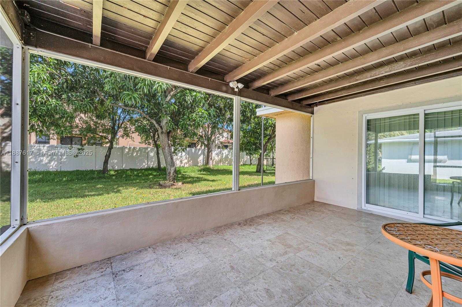 Small Image of 5606 NORTH WEST 49TH AVE, Tamarac Number 5