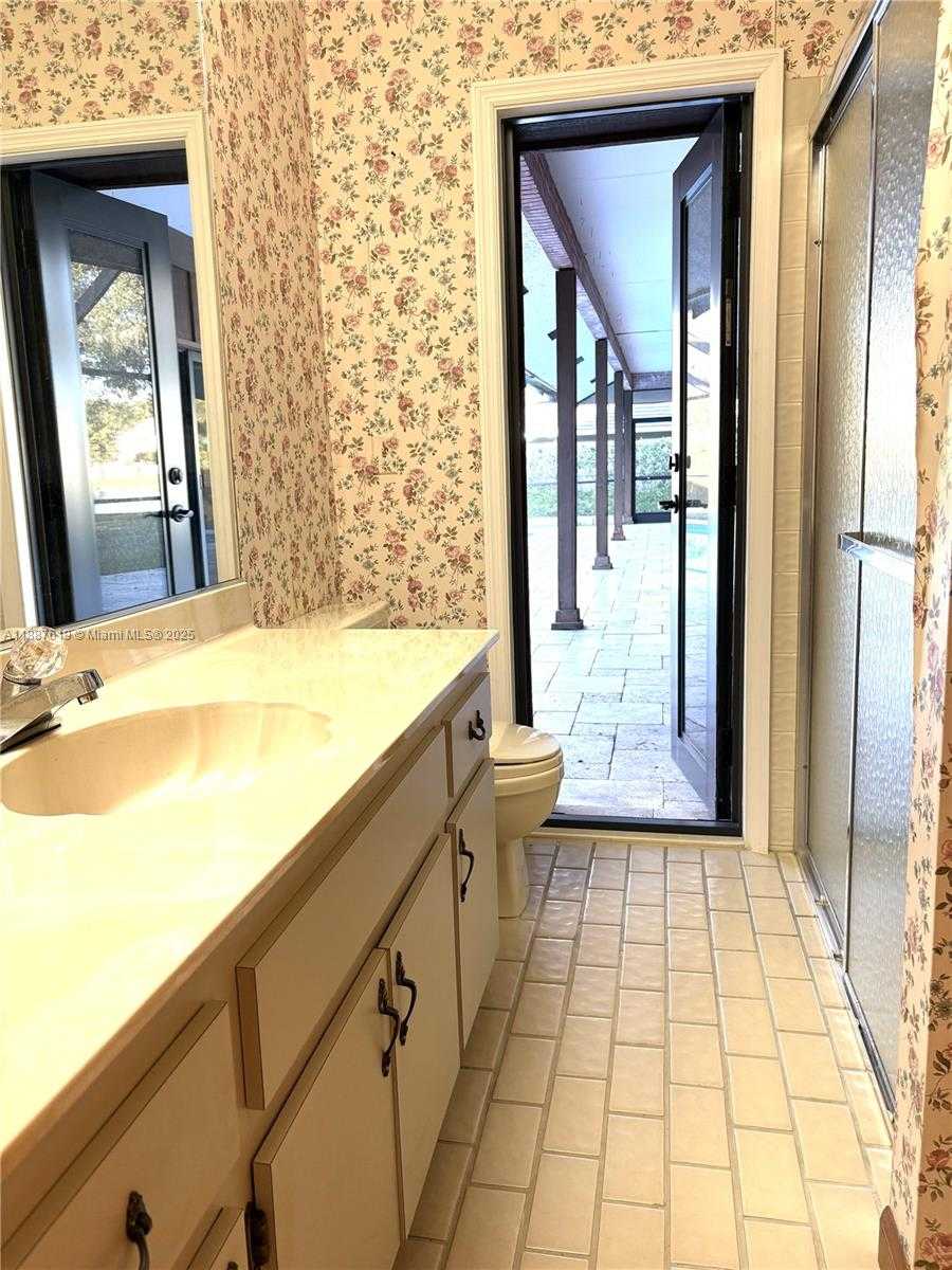 Small Image of 100 NORTH WEST 129TH AVE, Plantation Number 20