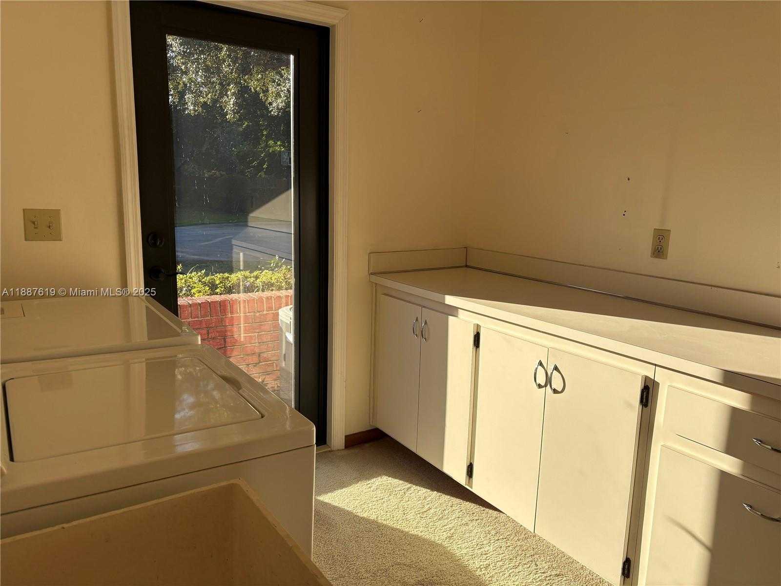 Small Image of 100 NORTH WEST 129TH AVE, Plantation Number 24