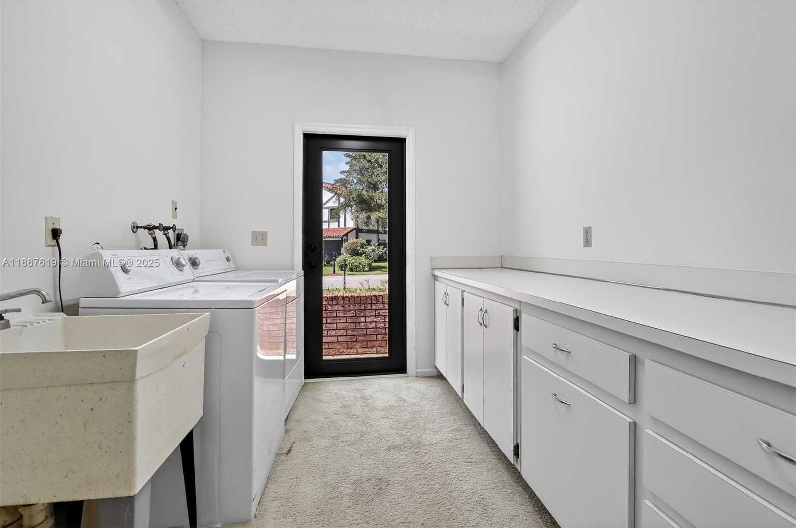 Small Image of 100 NORTH WEST 129TH AVE, Plantation Number 42