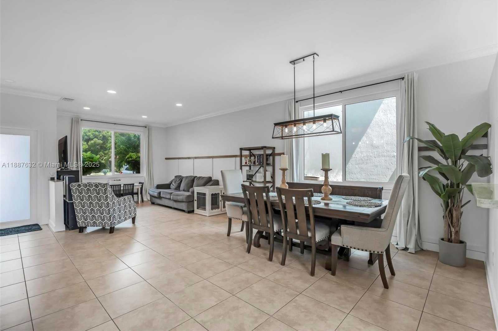 Small Image of 14836 SOUTH WEST 51ST ST, Davie Number 10
