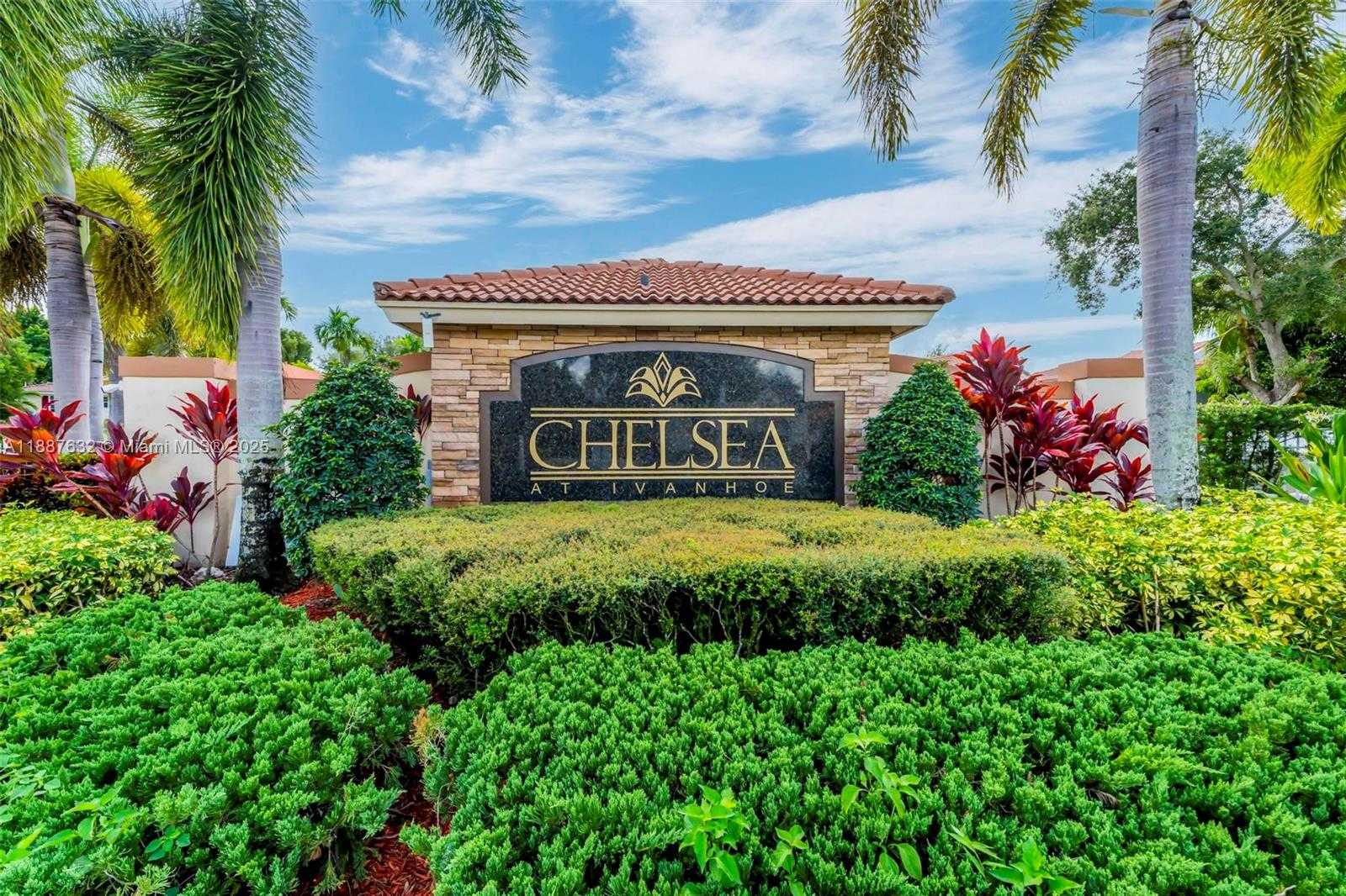 Small Image of 14836 SOUTH WEST 51ST ST, Davie Number 33