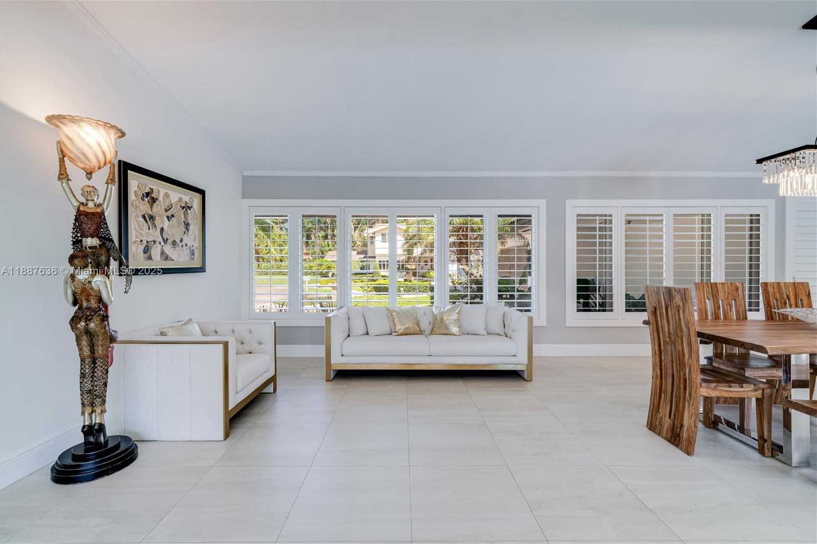 Small Image of 11976 SOUTH WEST 92ND ST, Miami Number 19
