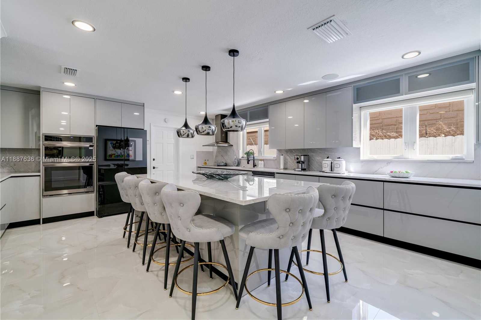 Small Image of 11976 SOUTH WEST 92ND ST, Miami Number 27