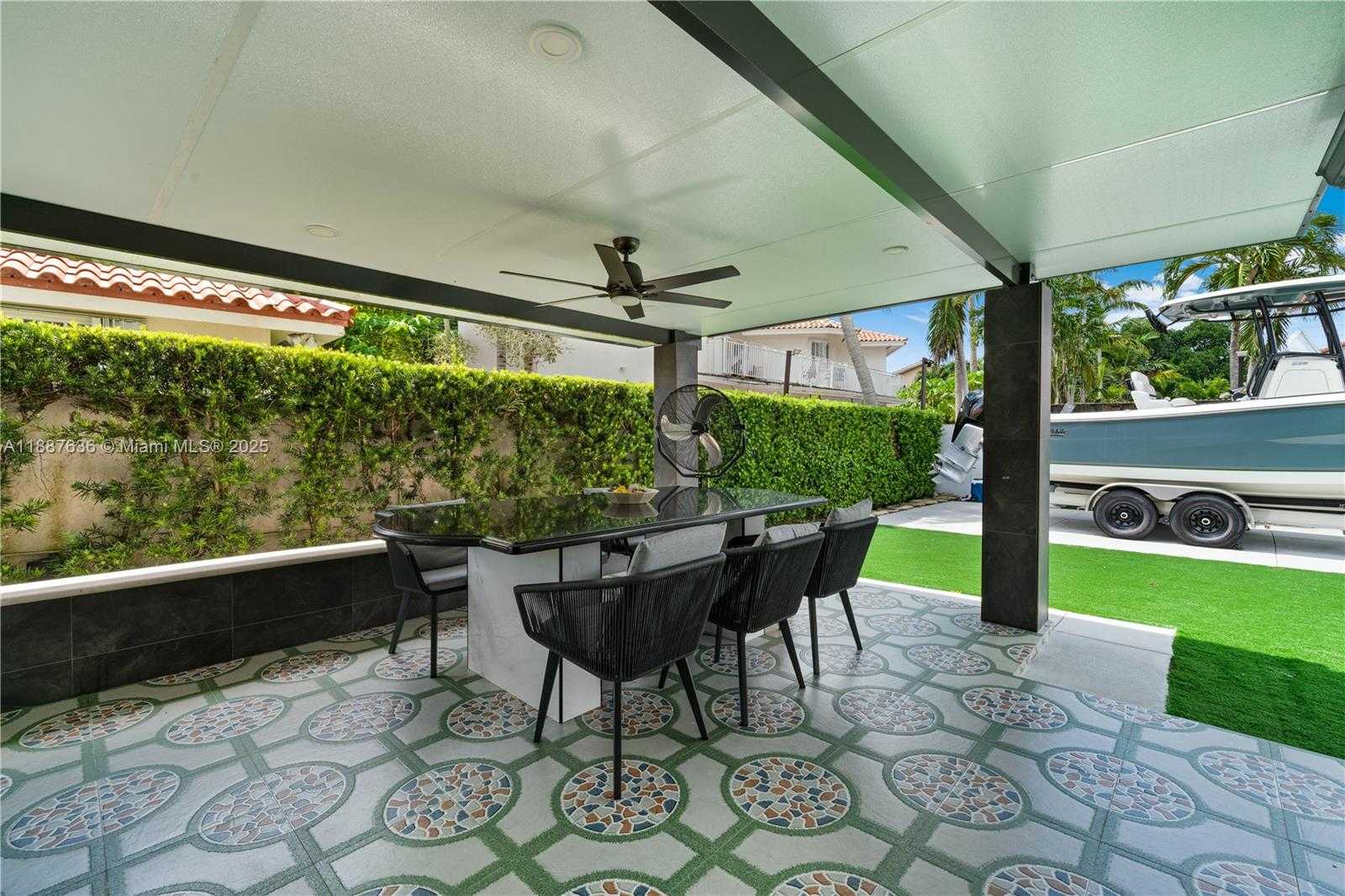 Small Image of 11976 SOUTH WEST 92ND ST, Miami Number 62