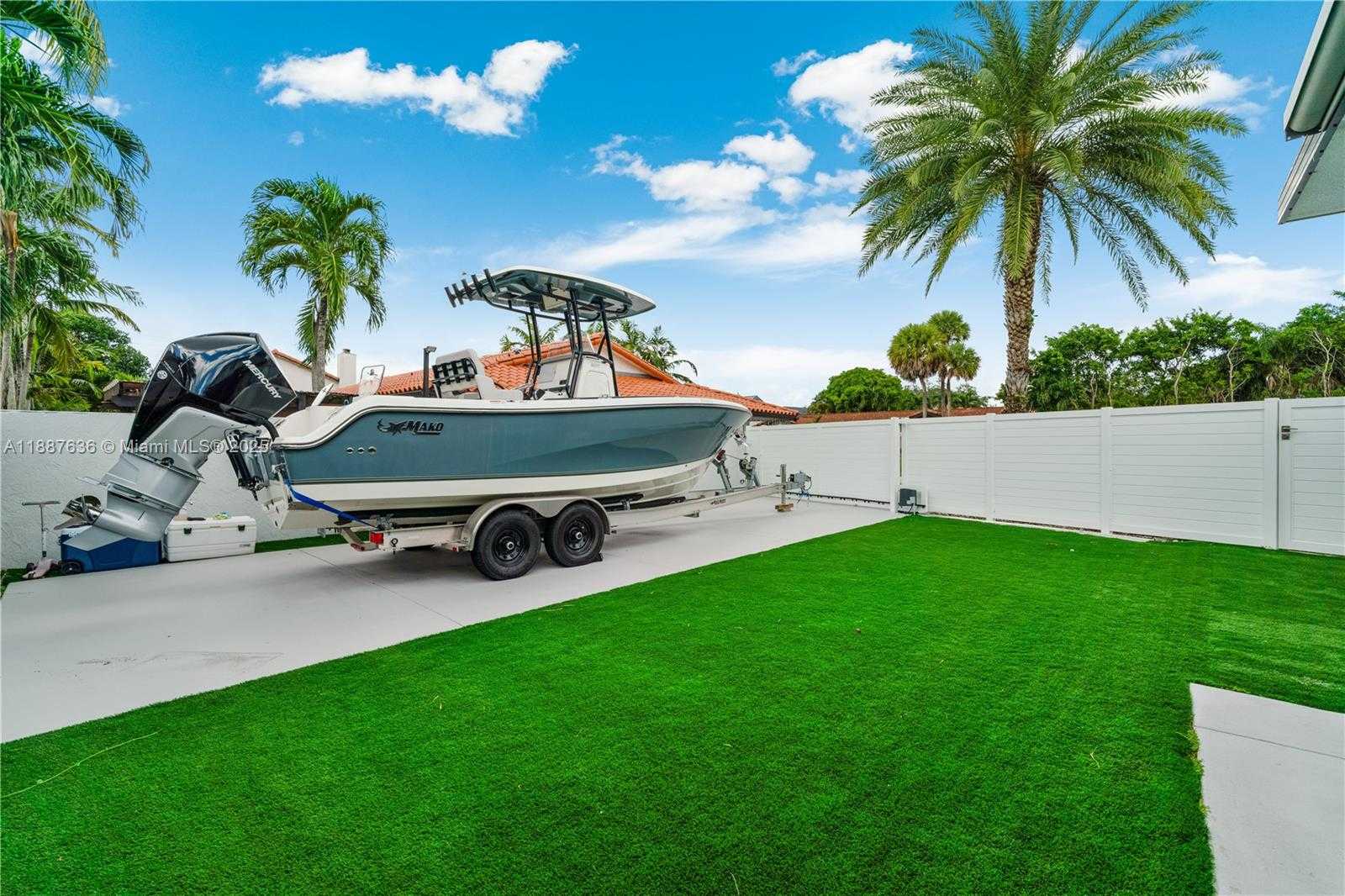 Small Image of 11976 SOUTH WEST 92ND ST, Miami Number 64