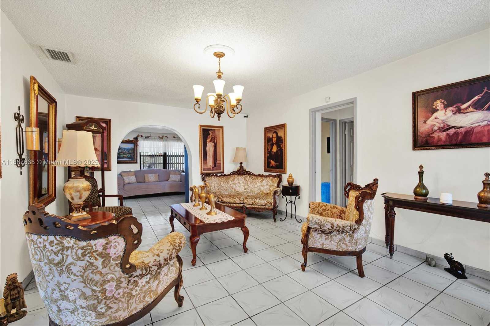 Small Image of 18690 BELVIEW DR, Cutler Bay Number 10