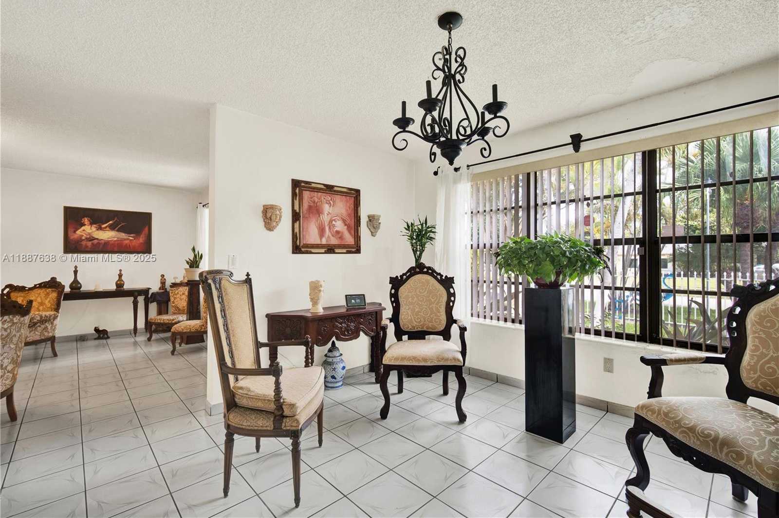 Small Image of 18690 BELVIEW DR, Cutler Bay Number 14