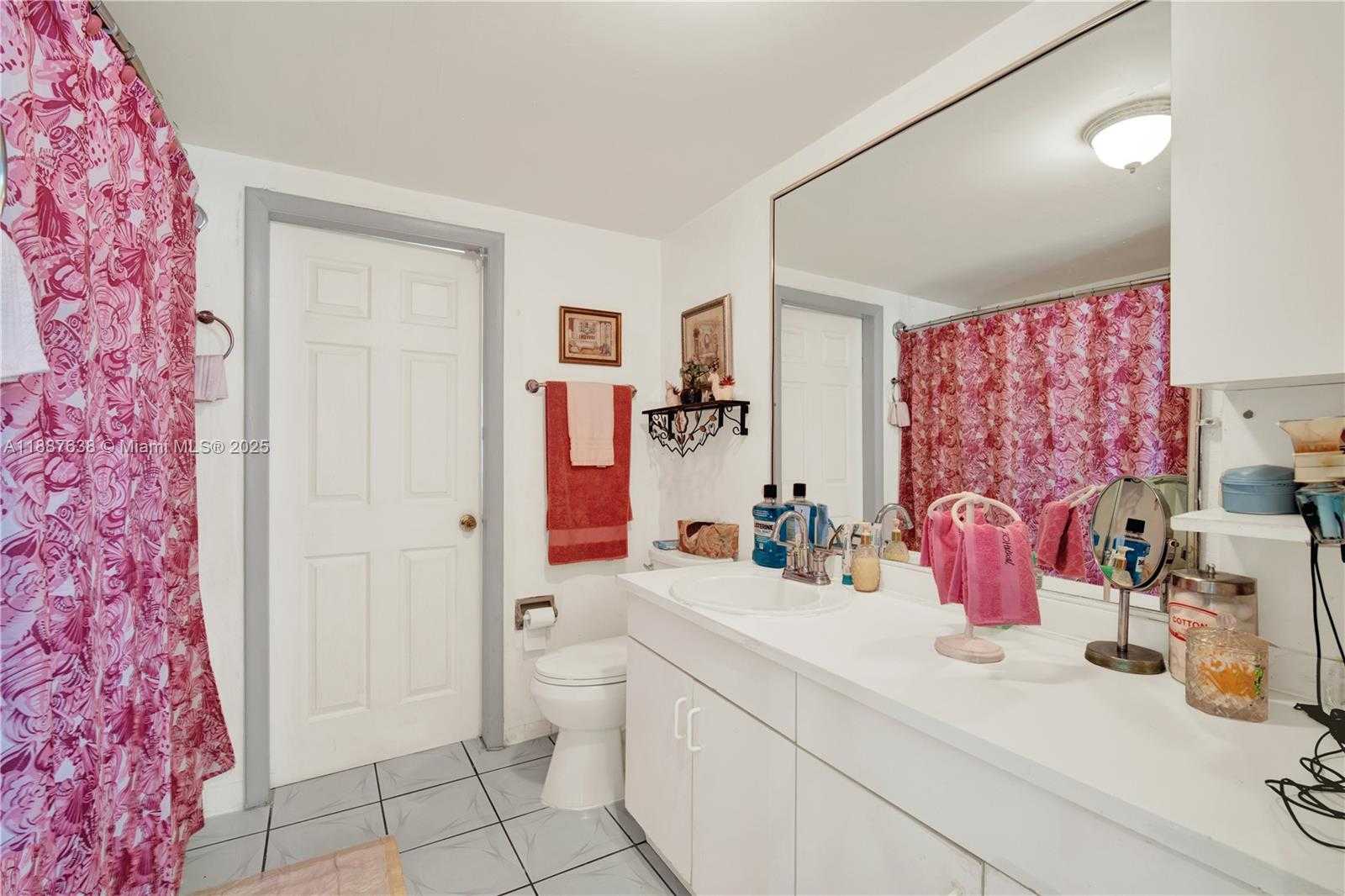 Small Image of 18690 BELVIEW DR, Cutler Bay Number 26