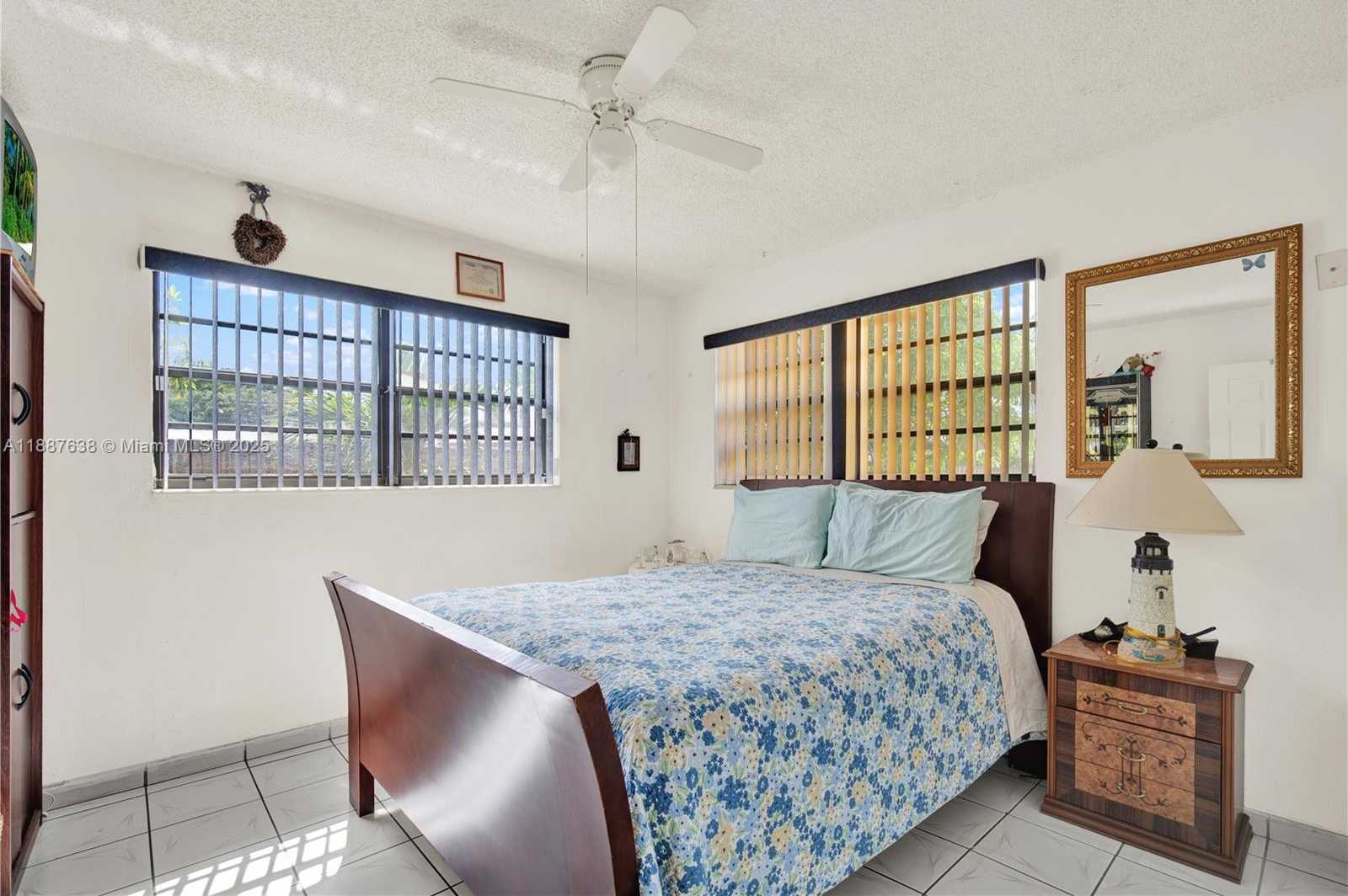 Small Image of 18690 BELVIEW DR, Cutler Bay Number 28