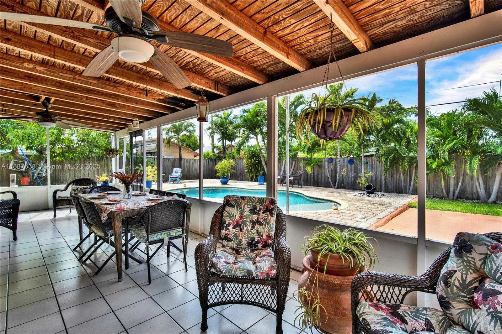 Small Image of 18690 BELVIEW DR, Cutler Bay Number 37