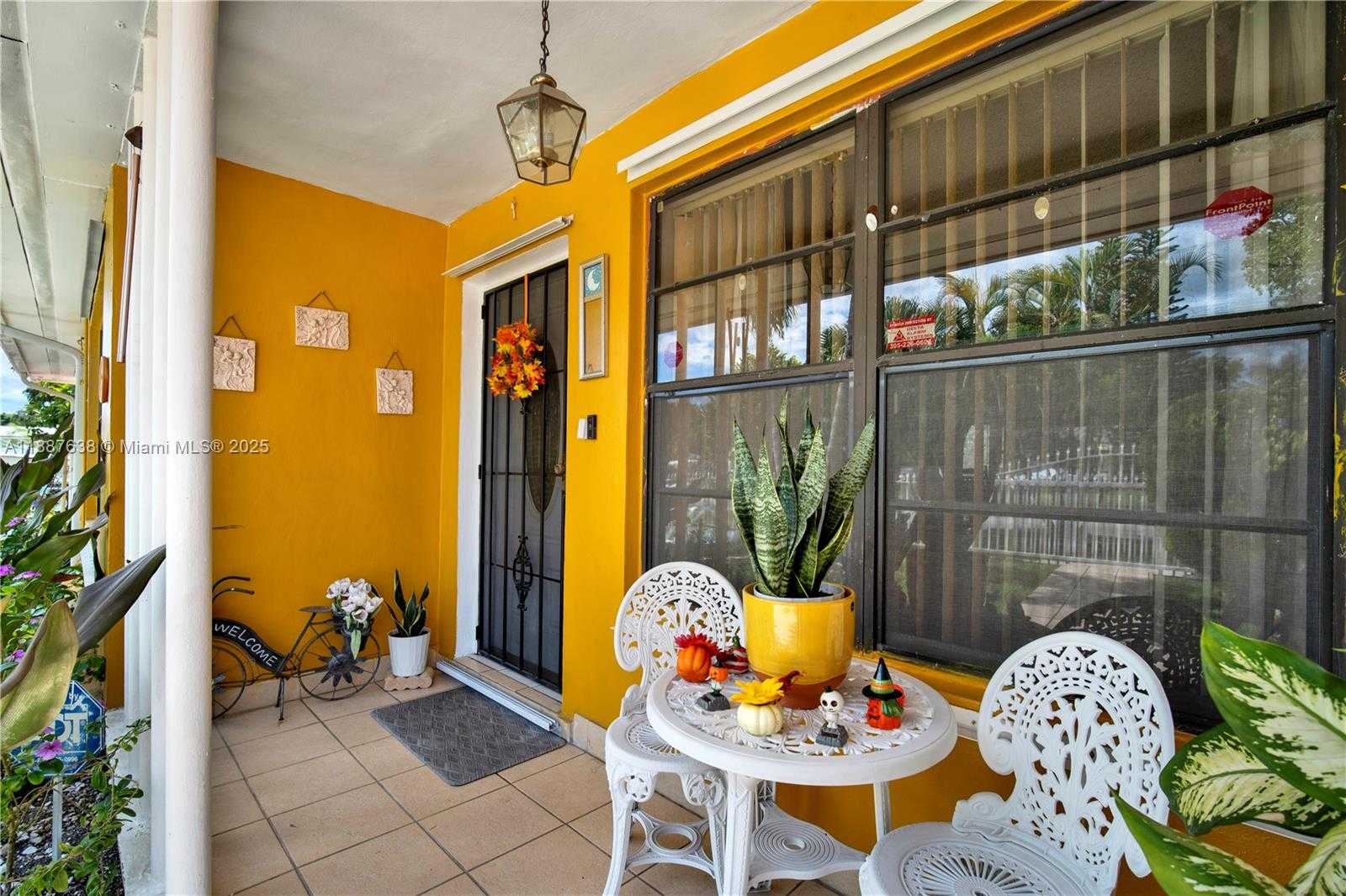 Small Image of 18690 BELVIEW DR, Cutler Bay Number 8