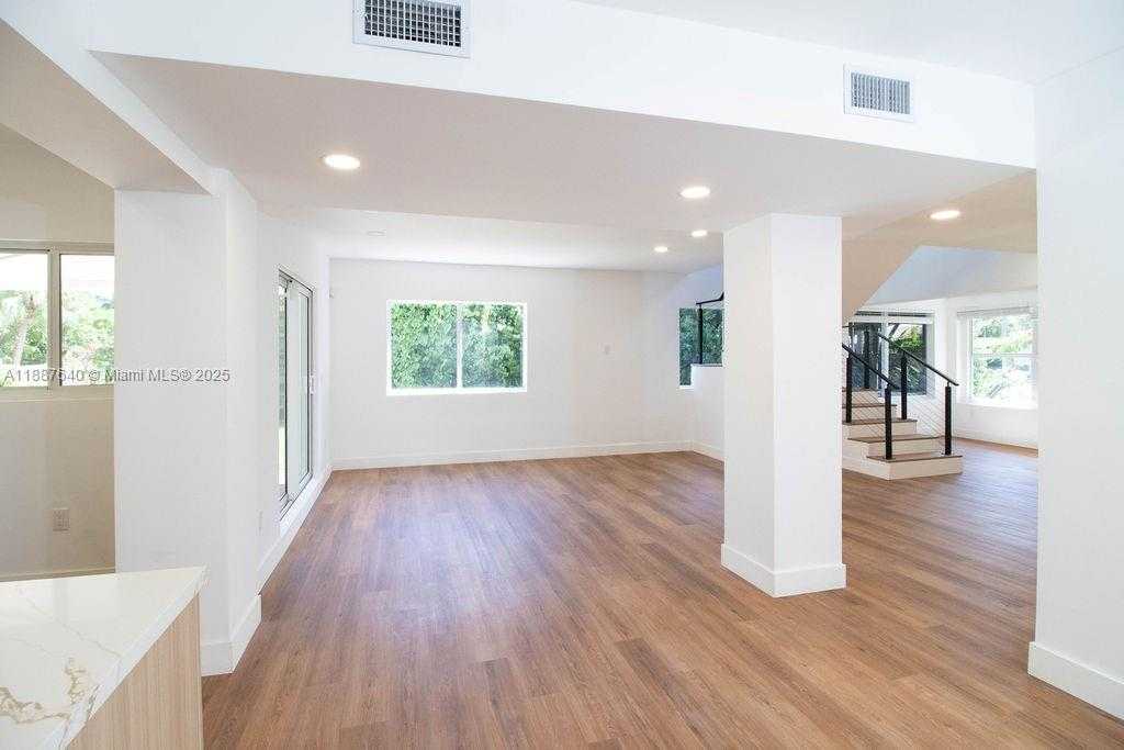 Small Image of 1255 JACKSON ST, Hollywood Number 21