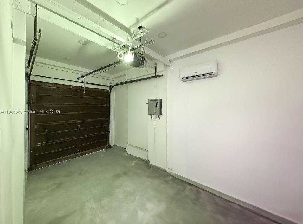 Small Image of 1255 JACKSON ST, Hollywood Number 24