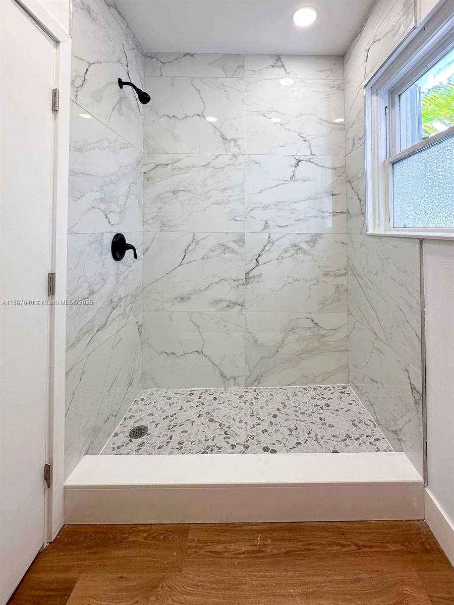 Small Image of 1255 JACKSON ST, Hollywood Number 35