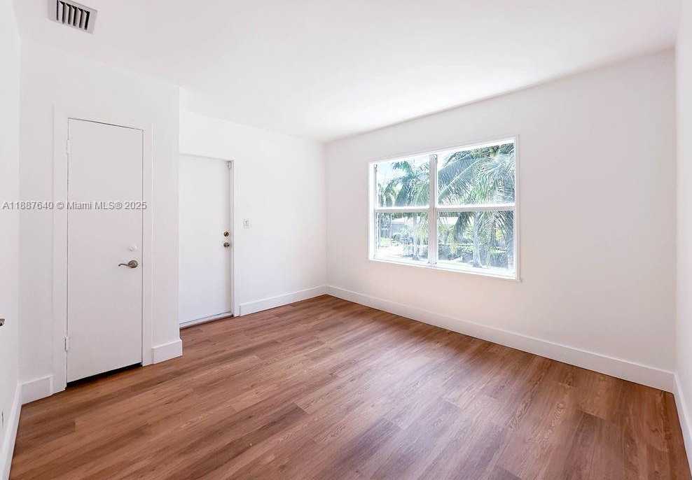 Small Image of 1255 JACKSON ST, Hollywood Number 37