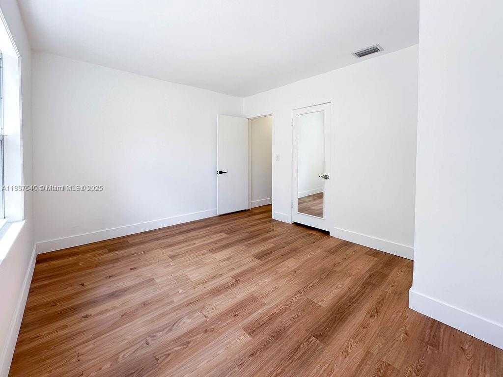 Small Image of 1255 JACKSON ST, Hollywood Number 38