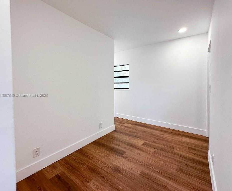 Small Image of 1255 JACKSON ST, Hollywood Number 42
